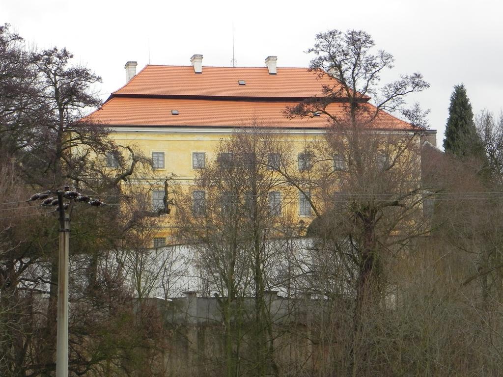 Penzion Krásný Dvůr Exteriér fotografie